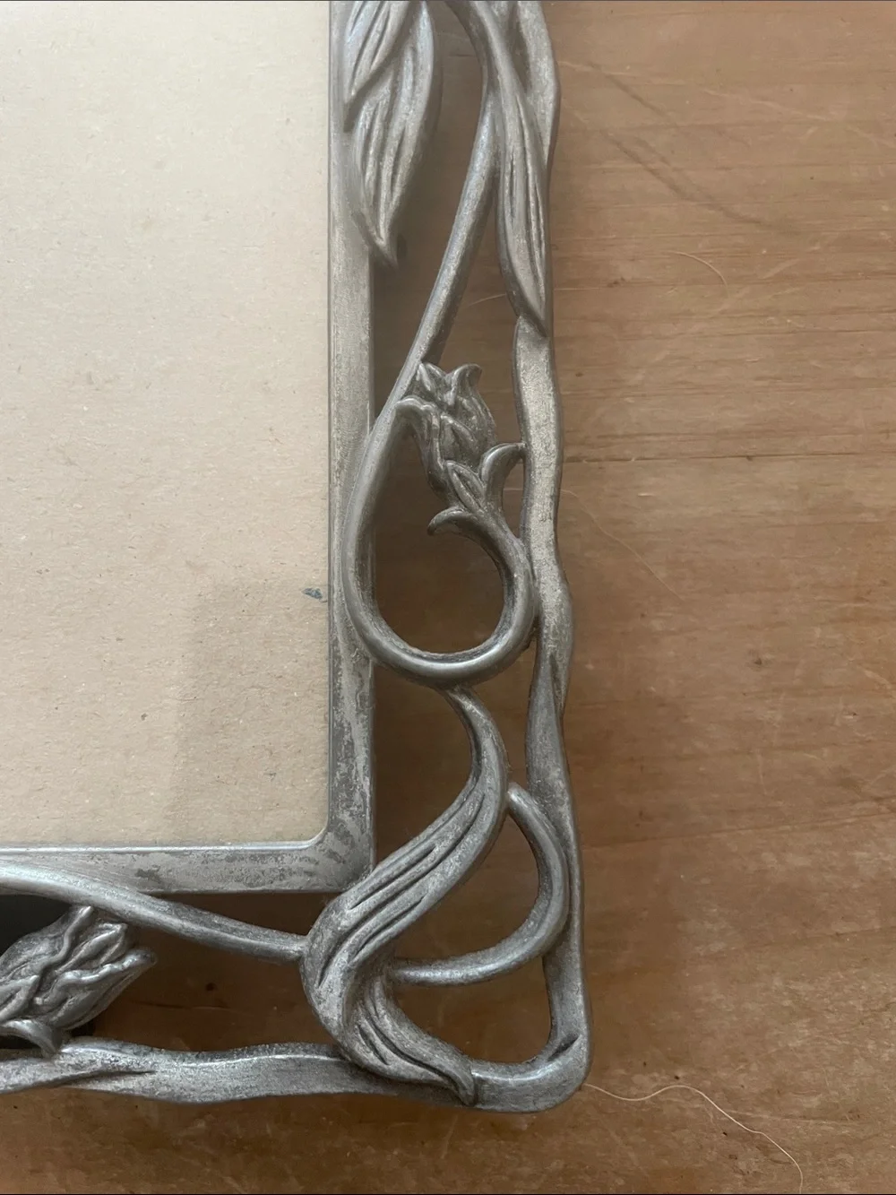 Ashleigh Manor  Taiwan Vintage Pewter Floral Metal Picture Frame 5x5 picture